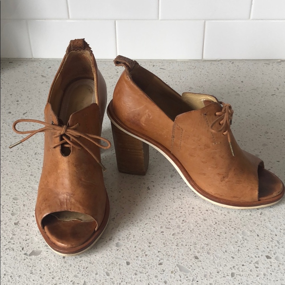 Rag & Bone Tan Leather summer booties